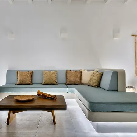 Aelion Villa