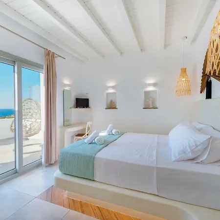 Aelion Villa Vári